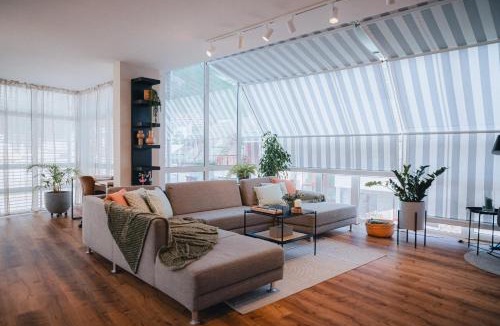 Visp Apartment | Central Penthouse No5 - sky view