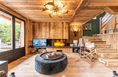 Demi-Quartier Ski Chalet | Chalet, 2nd floor, terrace, fireplace or stove, tv, 350m², Combloux