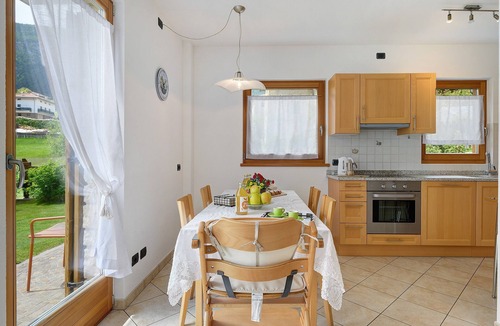 Flavon Ski Chalet | Chalet 'Agritur La Crucola -' with Mountain View, Wi-Fi and Air Conditioning