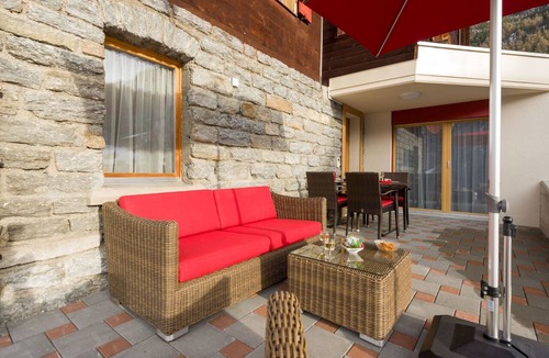 Graechen Apartment | Chalet Ferienwohnungen Schwalbennest Moos Grächen, (Grächen), by Interhome