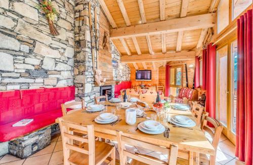 Les Almes Ski Chalet | Chalet Gypaete - Chalet Traditionnel 90m2 - 5 chambres, 4 salles de bain, sauna MAE-5891