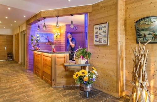 Fontcouverte-la-Toussuire Hotel | Chalet-Hôtel Le Beausoleil, The Originals Relais (Hotel-Chalet de Tradition)