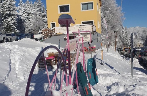 Sarcenas Apartment | Chalet Jaune La Cachette