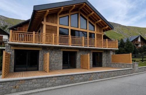 Saint-Sorlin-d'Arves Ski Chalet | Chalet Jogidi