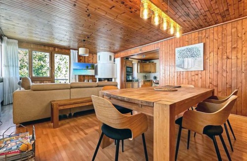 Les Marecottes House | Chalet l'Escapade - 6 to 10 pax - Swiss Alps by Interhome