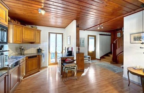 Les Marecottes House | Chalet l'Escapade - 6 to 10 pax - Swiss Alps by Interhome