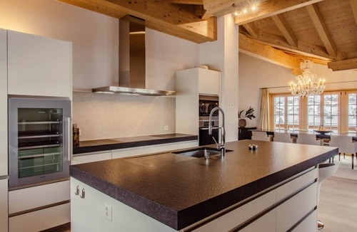 Grindelwald Ski Chalet | Chalet La Gioventu with spa area