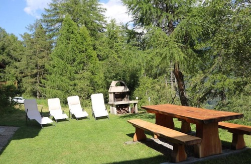 Bellwald Apartment | Chalet Männertreu OG by Interhome