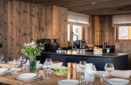 Saint-Marcel Ski Chalet | Chalet Marcel - Enjoy the indoor pool, home cinema and spa - OVO Network
