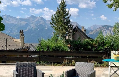 Huez-en-Oisans Ski Chalet | Chalet Martine