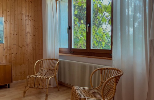 Aeschlen ob Gunten Ski Chalet | Chalet mit Pool und Sicht auf den Thunersee