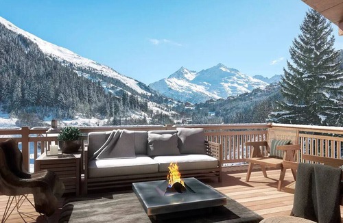 Meribel-Mottaret Apartment | Chalet Ouréa #102 - 6 guests - Ski-in - Ski-out