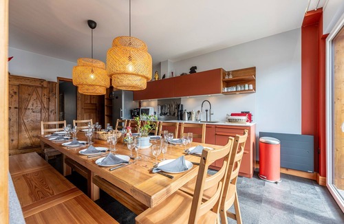 Sollieres-Sardieres Ski Chalet | Chalet "Près du Mélèze": Mountain View, Shared Garden & Wi-Fi