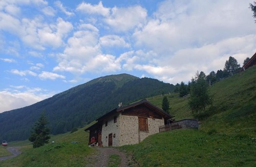 Valtellina Ski Chalet | Chalet Renzo Livigno Il lusso del silenzio