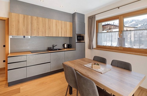 Livigno Ski Chalet | Chalet 'Timo' with Mountain View, Private Terrace and Wi-Fi