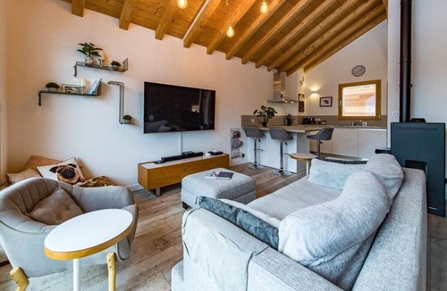 Saint-Sorlin-d'Arves Ski Chalet | Chalet Triplex - sleeps 6