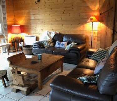 Demi-Quartier Ski Chalet | Chalet vue montagne , proche des pistes