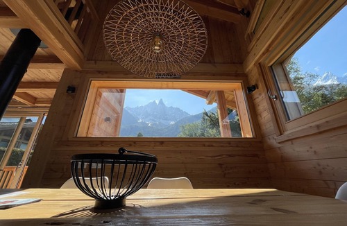 Les Praz-de-Chamonix Ski Chalet | Chalet with breathtaking views of Mont Blanc