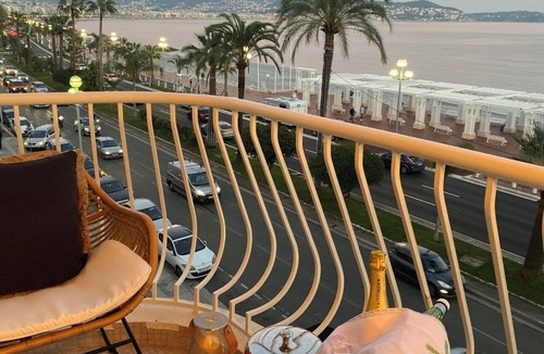 Fabron Apartment | Charming Studio with Panoramic View of the Mediterranean Sea in Nice