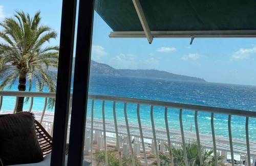 Fabron Apartment | Charming Studio with Panoramic View of the Mediterranean Sea in Nice