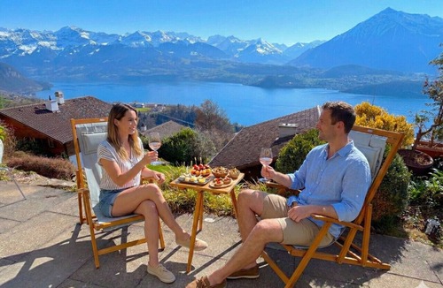 Aeschlen ob Gunten Apartment | Concierge, Lake Thun/Alps Scenic Views by SwissHut