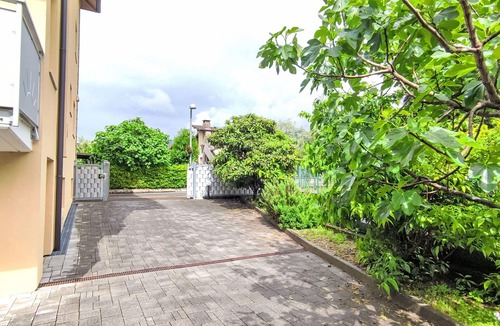 Dro Apartment | Cosy apartment for 4 guests with WIFI, A/C, TV, patio and panoramic view