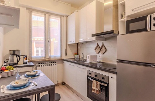 Fiumelatte Apartment | Cosy apartment for 4 people with WIFI, TV and balcony