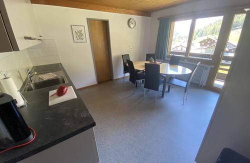 Saas-Balen Apartment | Cosy apartment for 5 people with WIFI, TV and balcony