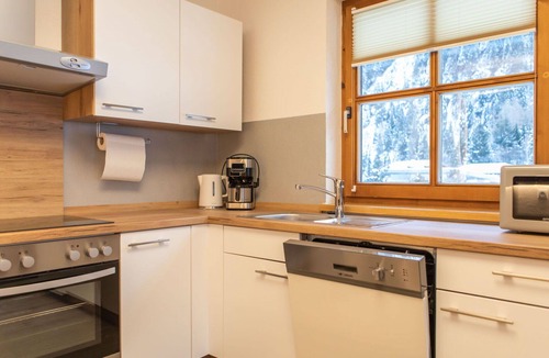 Feichten Apartment | Cosy apartment for 4 people with WIFI, TV, balcony and pets allowed