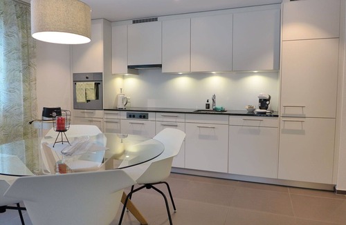 Blausee Apartment | Cosy apartment for 4 people with WIFI, TV, terrace and panoramic view