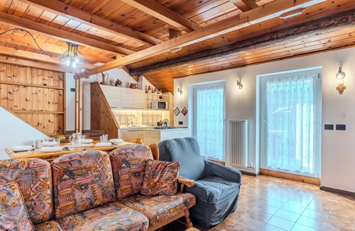 Ponte Arche Apartment | Cosy apartment for 5 people with TV and patio