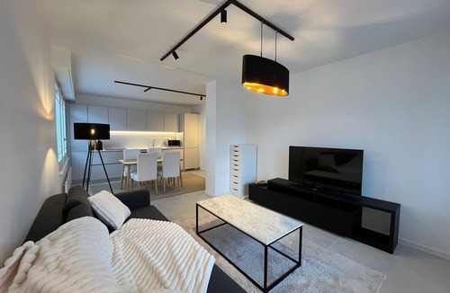 Le Grand-Saconnex Apartment | Cosy & design with balcony - Airport/Palexpo & ONU