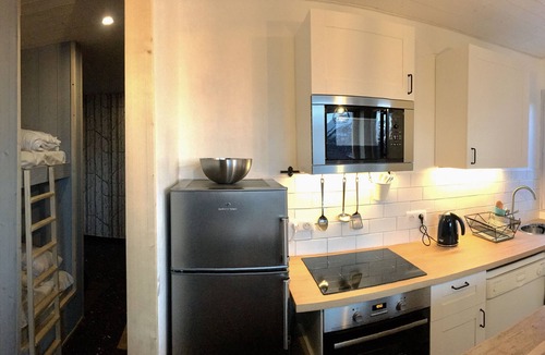 La Rosiere Apartment | Cosy refurbished 2 bedroom apartment, Sleeps 6. Close to slopes