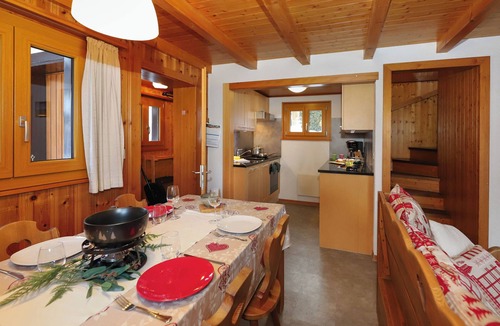 Saint-Pierre-de-Clages House | Coucordin by Interhome