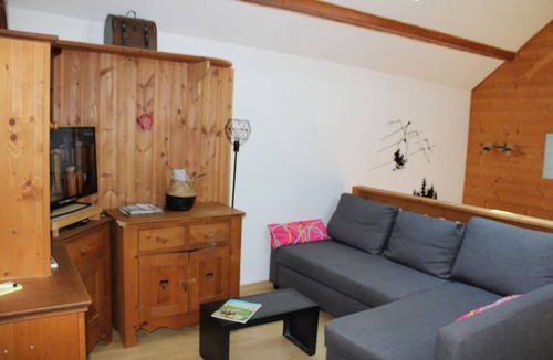 Meaudre Apartment | Cozy Retreat: The Charm of a Sheepfold and a Private Terrace