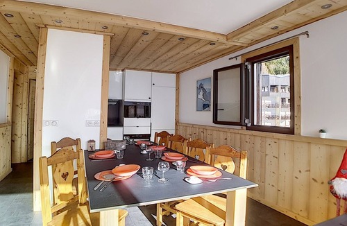 Les Menuires Apartment | Cozy renovated ski-in/ski-out apartment, parking included, pets allowed