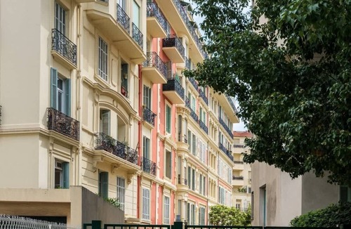 Jean-Medecin Apartment | Cozy studio in a beautiful listed residence