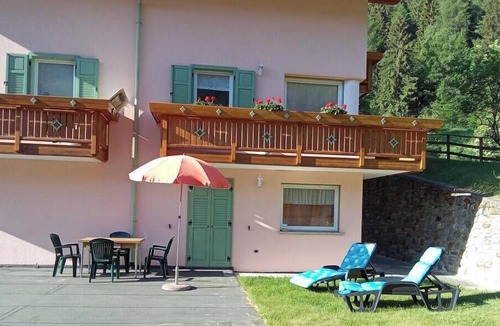 Pellizzano Apartment | Cozy two-room apartment with 4 beds + sofa bed.