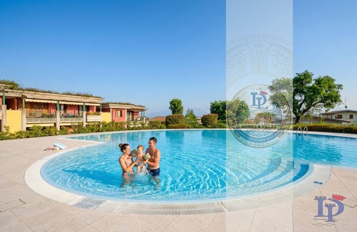 Rivoltella Apartment | DesenzanoLoft CO2 – In residence with 5 pools