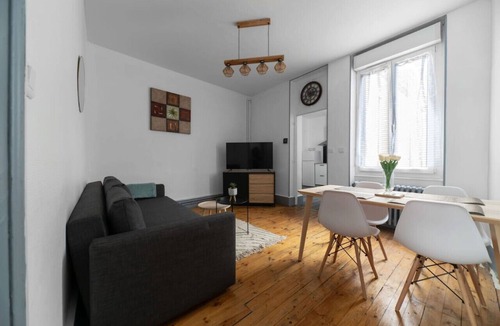 Champ-Capelet Apartment | Design and bright apartment, free parking