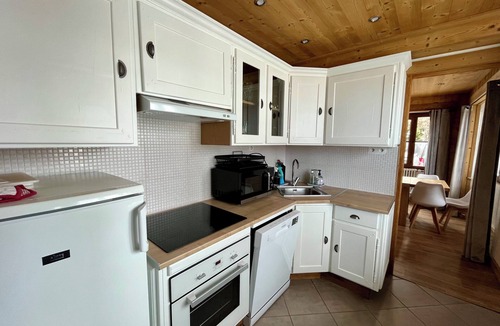 La Rosiere Ski Chalet | Detached 5-bedroom family chalet in La Rosière-Centre.