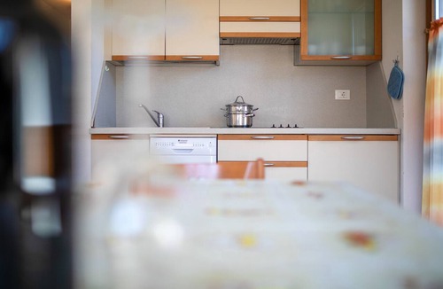 Valdaora di Mezzo Apartment | Dolomites View Holiday Apartment "Durnbrunn 4" with Terrace, Mountain View & Wi-Fi