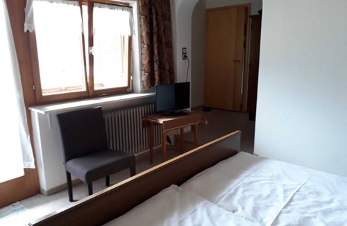 Schoppernau Bed & Breakfast | Double room (type A) Z-NR. 1 - Greber Christine - bed and breakfast Fernblick