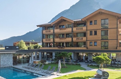Achenkirch House | Double room with balcony 3 (1 night) - Boutiquehotel Acherl