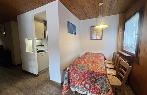La Clusaz Apartment | ELAN 19 - Village center apartment, near the aquatic center - Parking