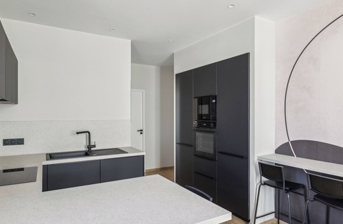 Part Dieu - Bir Hakeim Apartment | Escapade Lyonnaise - 6 Person Apartment in Sans Soucis