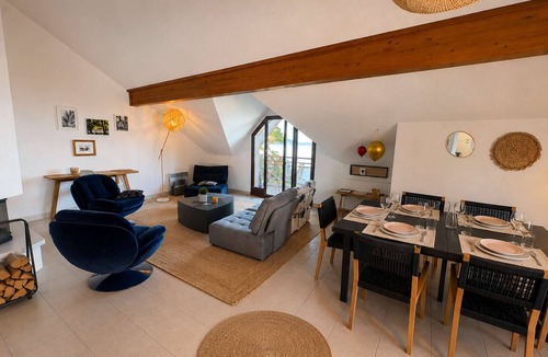 Amphion-les-Bains Apartment | Exceptional duplex with lake view and direct access to Lake Geneva – Between Évian and Thonon