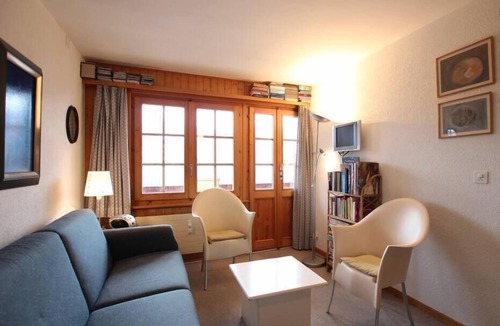 St. Luc Apartment | Extérieur: 2nd floor apartment with south-facing balcony of approx. For 2 people - Interior: approx.