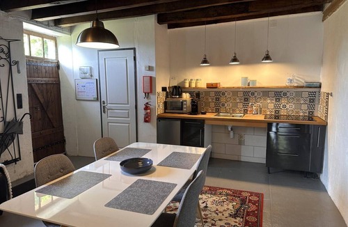 Saint-Palais Cottage | Family cottage, pets allowed - stay in Auvergne