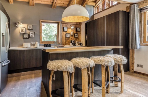 Les Bossons Ski Chalet | Ferme des Glaciers - 9px, Hot Tub, Charm, Views